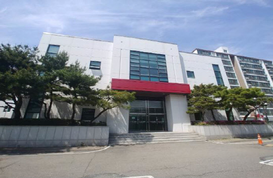 LG가 치료센터로 제공하는 구미 LG디스플레이 기숙사 전경.    LG 제공